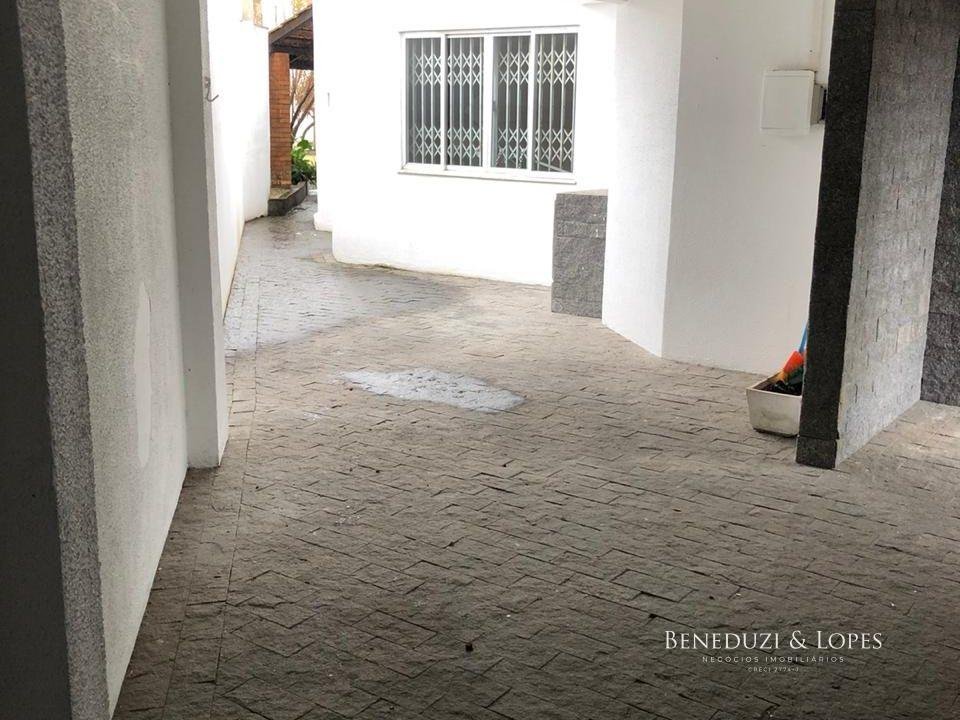 XK7pTgk31evEU0iE66Nj