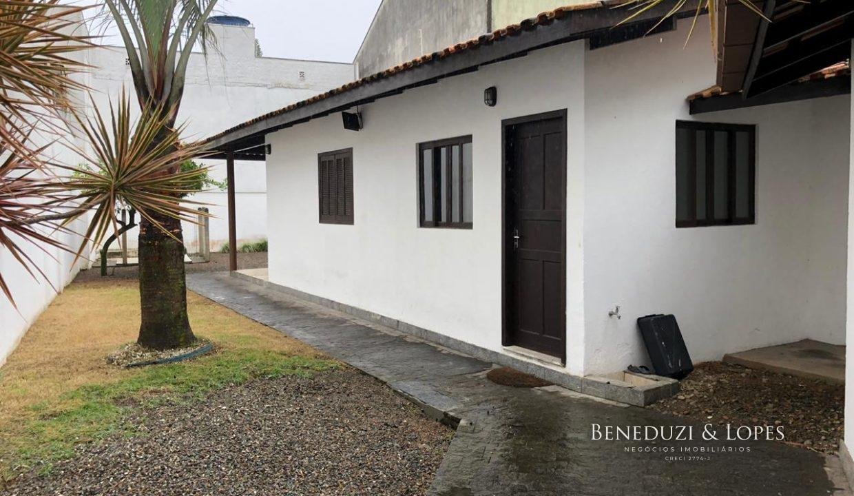 cRRUJ71EOuJot-1pbJB7