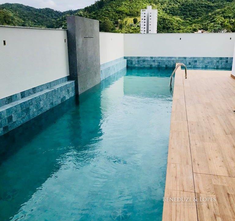 hKPb52FcSFl3UtHWvgC5