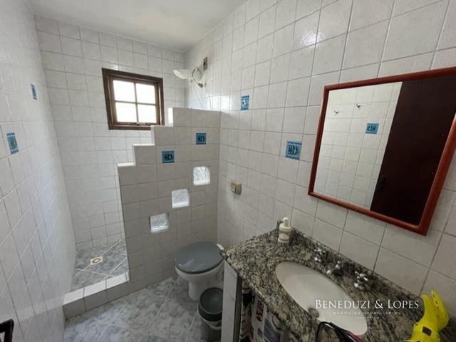 N637uuGUBniDHhplDJKT