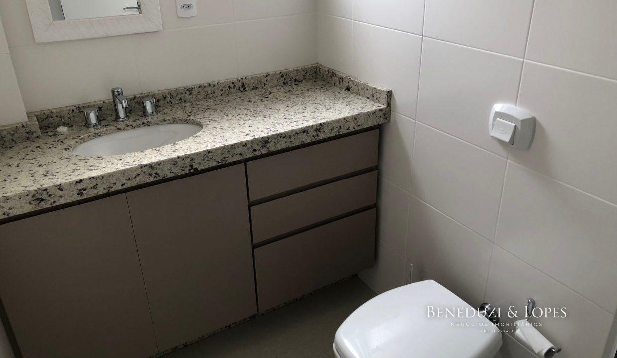 utp2zkhiaxvf_fv4he9s