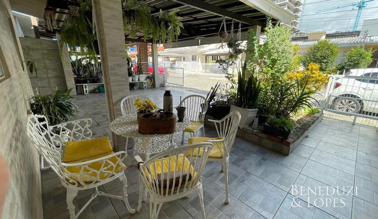 1e57bbb7-d66c-4ca8-b5b4-7147c175769e