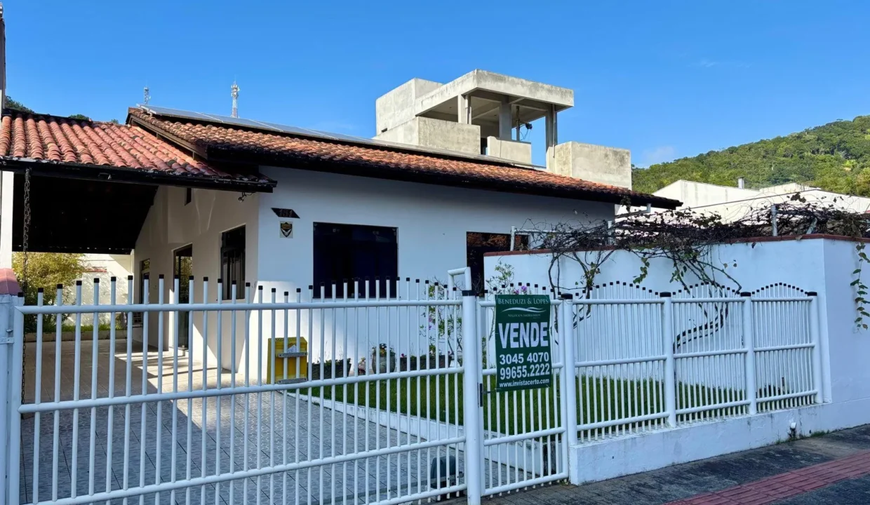 CA0674 - CASA E EDICULA - FAZENDA (1)