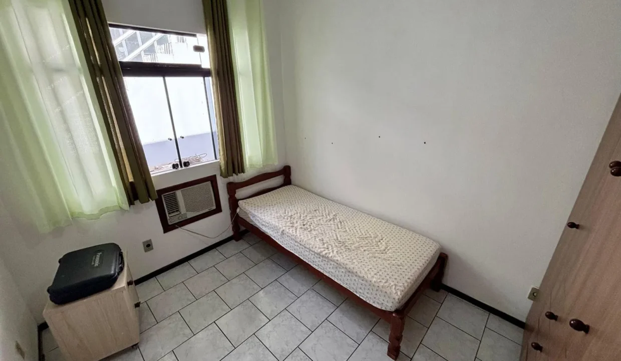 CA0674 - CASA E EDICULA - FAZENDA (14)