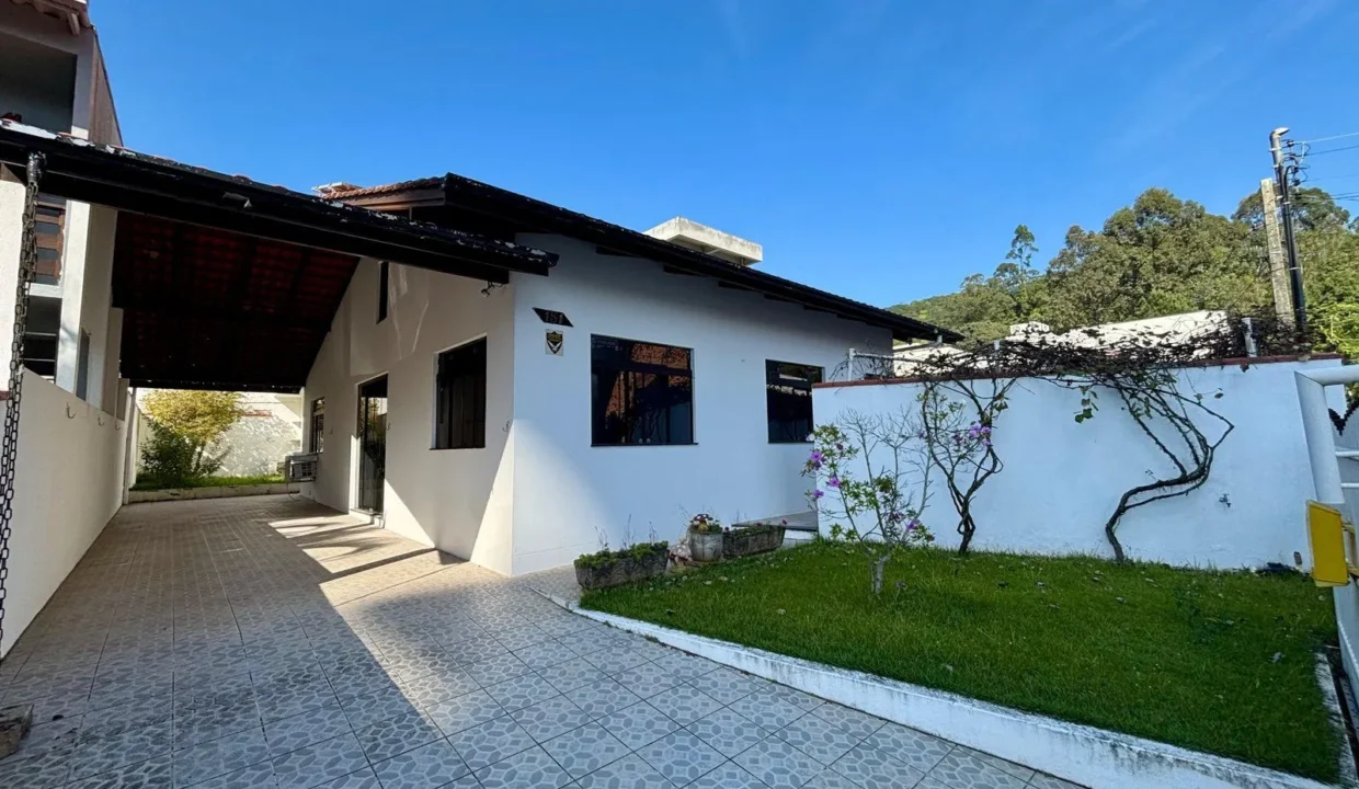 CA0674 - CASA E EDICULA - FAZENDA (3)