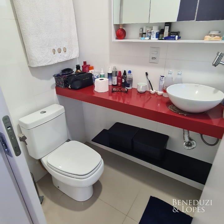 2b8f9092-dbc2-4881-9f53-b12d21156f7f