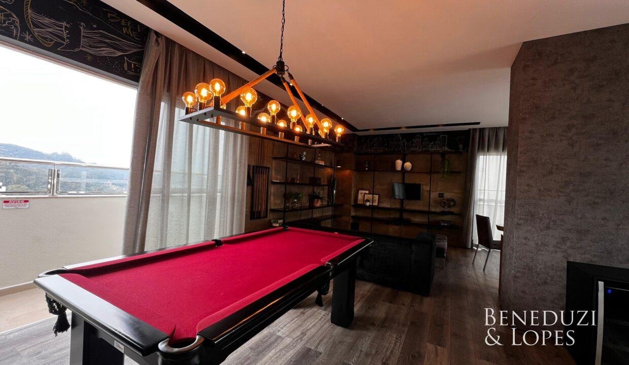 3279985e-9b37-425b-adfb-9f6bf922525e