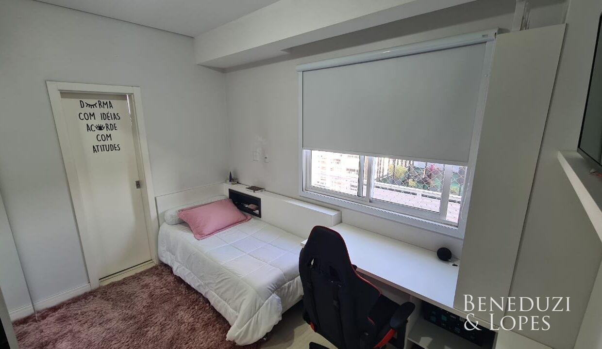 6bad0f12-ea62-4312-93ad-0da987dcd023