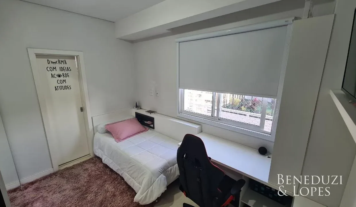 6bad0f12-ea62-4312-93ad-0da987dcd023