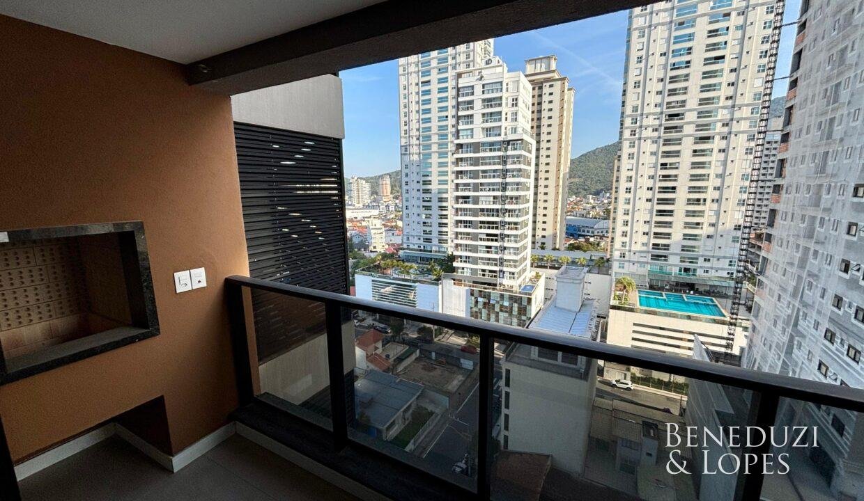 933ba63e-2ef9-44c1-902c-b8f73e5a2bff