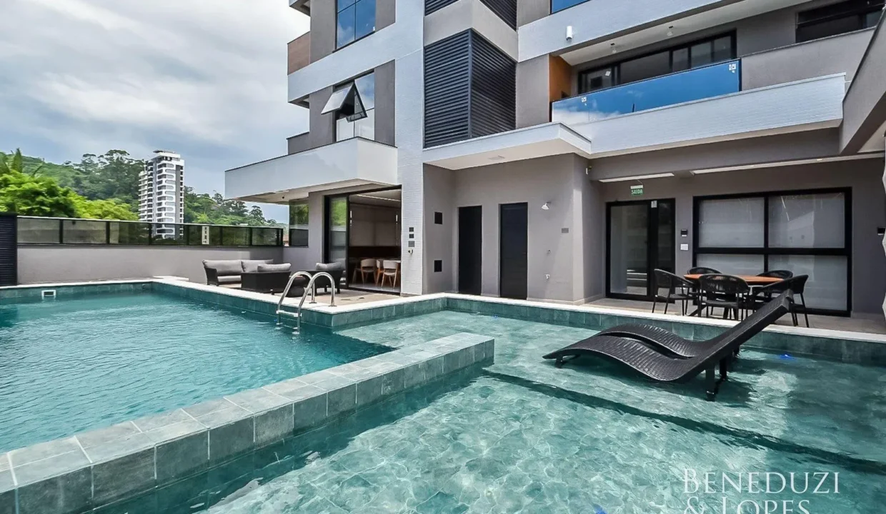 AP1922 - SUN COAST - 1 SUÍTE + 2 DEMI - 26