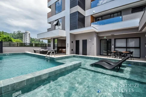 AP1922 - SUN COAST - 1 SUÍTE + 2 DEMI - 26