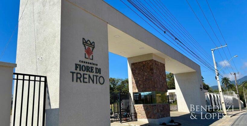 Terreno no Condomínio Fiori di Trento