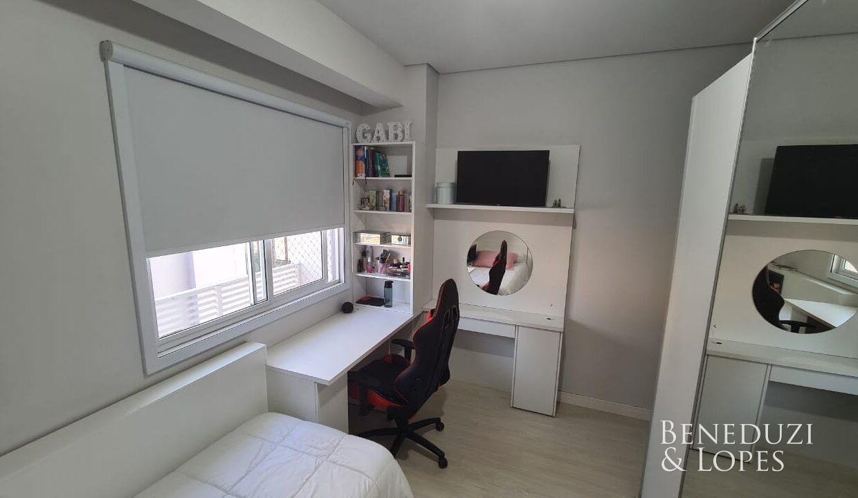 cadcb6ac-e9e5-431a-86af-0d5ccca67efd