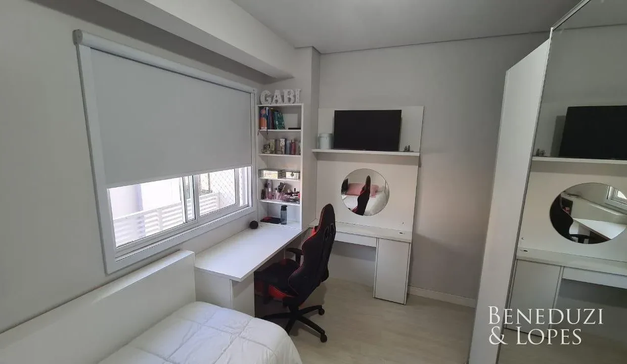 cadcb6ac-e9e5-431a-86af-0d5ccca67efd