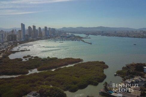 1684525438609_f3718b67-95e2-43b5-8b3d-c466af6e4d69