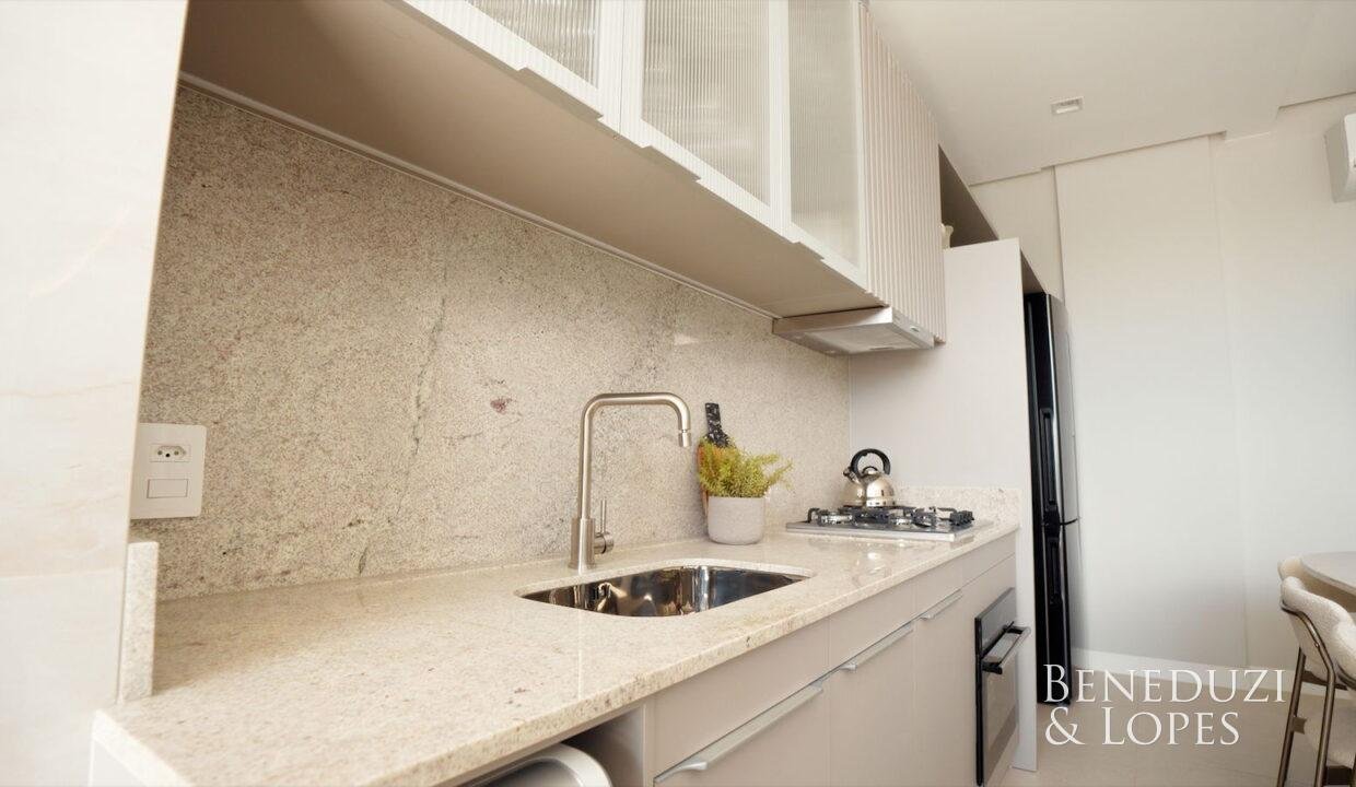 2025_12_AIK_LAQUAMARINE_ENCERRAMENTO_DE_OBRA_HORIZONTAL.00_00_40_01.Still024.jpg-name-83bc6abd11bd067b5edde1ba63064f20ae49771249fb15d8dc4576083c818449