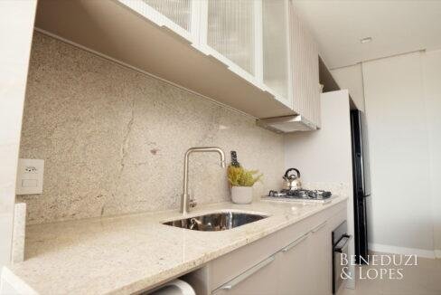 2025_12_AIK_LAQUAMARINE_ENCERRAMENTO_DE_OBRA_HORIZONTAL.00_00_40_01.Still024.jpg-name-83bc6abd11bd067b5edde1ba63064f20ae49771249fb15d8dc4576083c818449