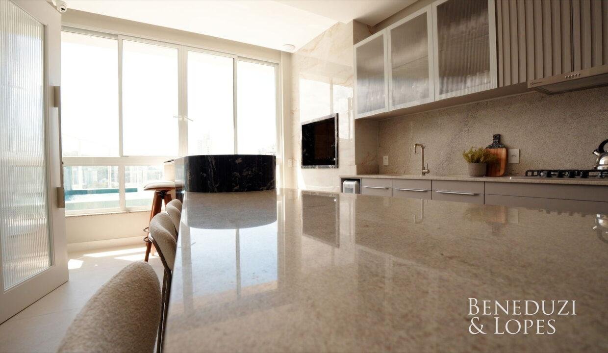 2025_12_AIK_LAQUAMARINE_ENCERRAMENTO_DE_OBRA_HORIZONTAL.00_00_41_04.Still025.jpg-name-0ab76c90a48b91187ae331875322ab9f94430039f10ac47aa4af3c308b7b589f