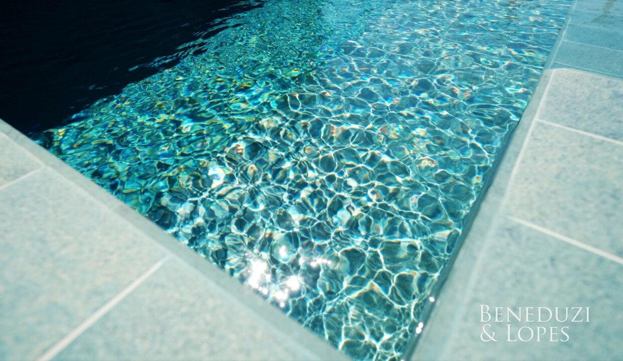 2025_12_AIK_LAQUAMARINE_ENCERRAMENTO_DE_OBRA_HORIZONTAL.00_00_49_13.Still029.jpg-name-51e0ac541257608b98cdad5d412b49341fe529c3a5daa17c20a195391a70a5f4