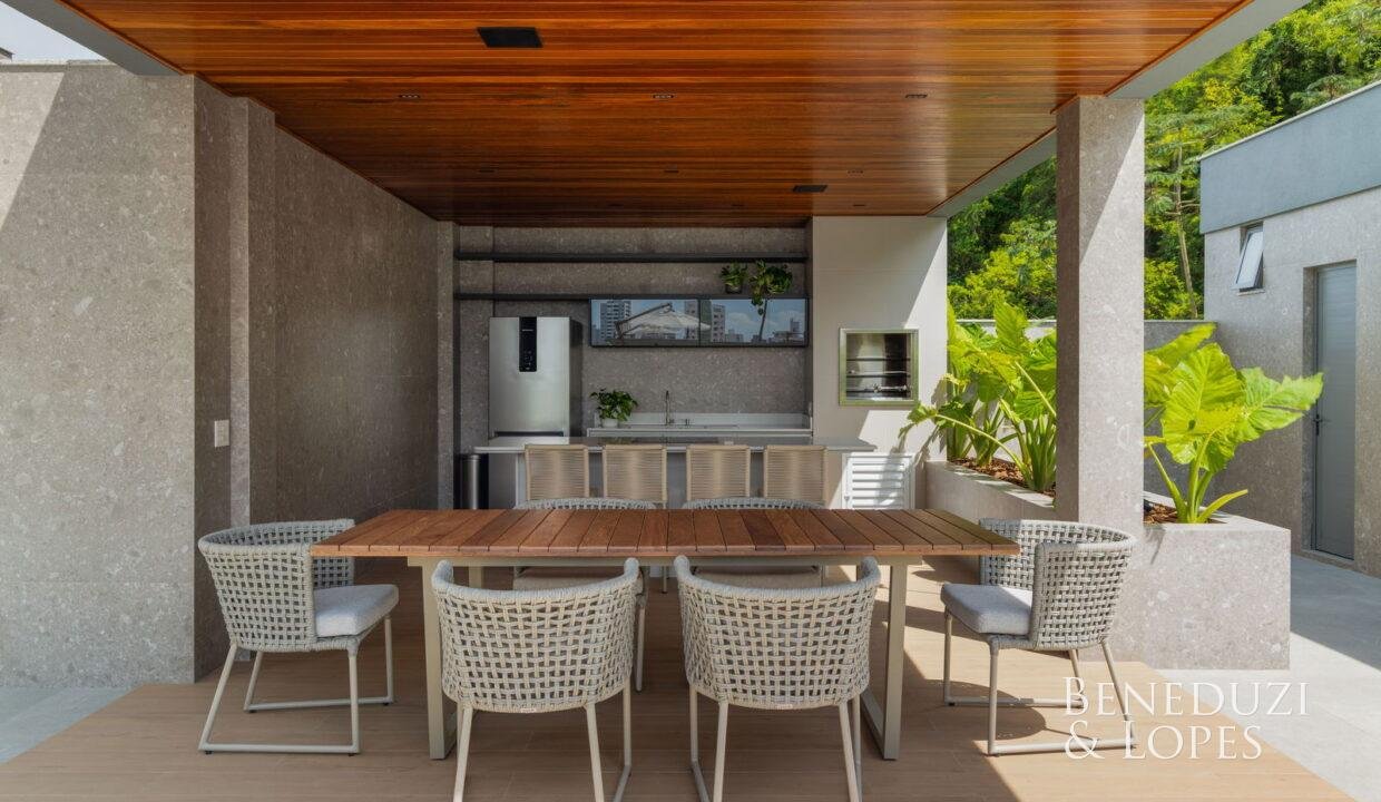 27_Quiosque_1.jpg-name-ef0c23035d163422190ddd178ee1add755cc5a05cea393b630337b1831d71070