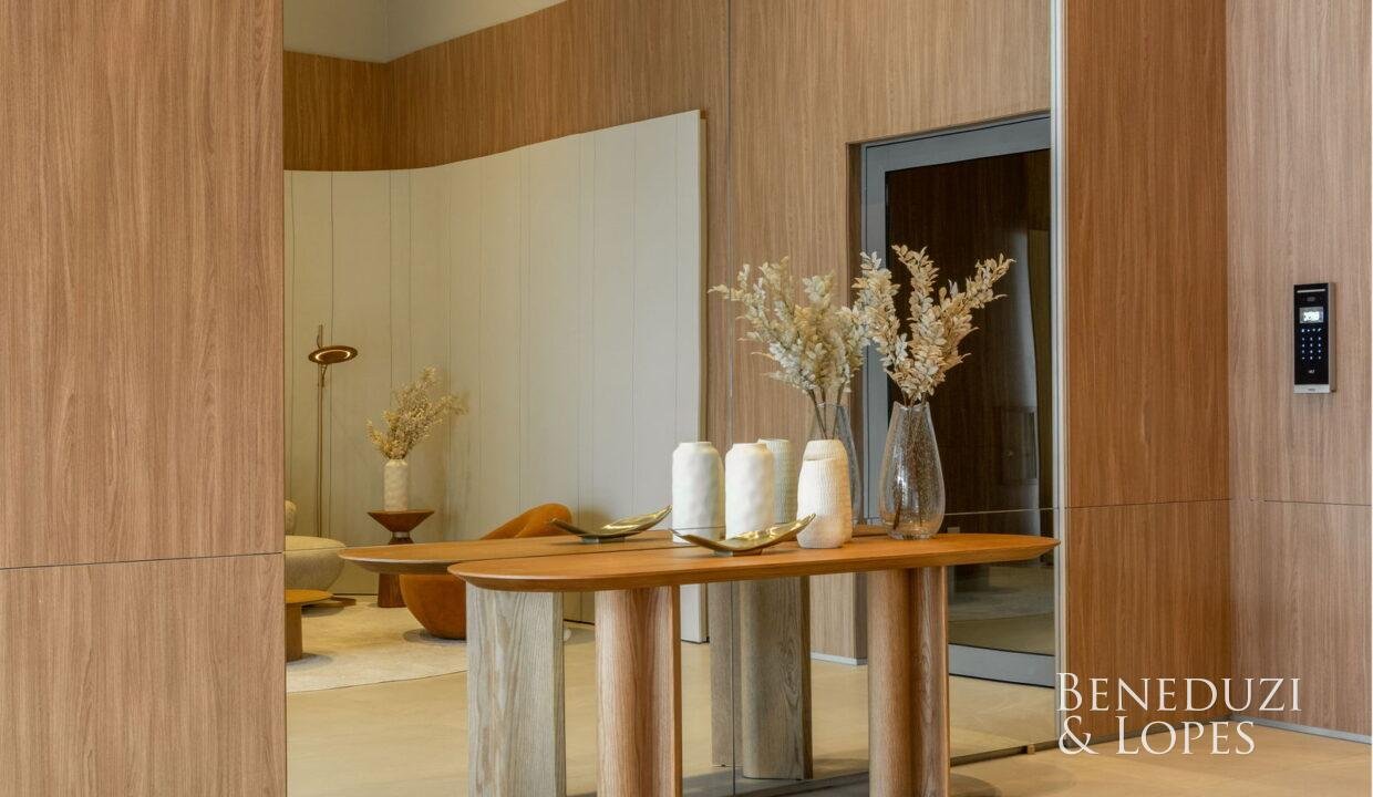 3_Hall.jpg-name-7428ec11d3f37e5eb00ab55846e553a6fd31dd9ce13b8473c5307078f833ff8e