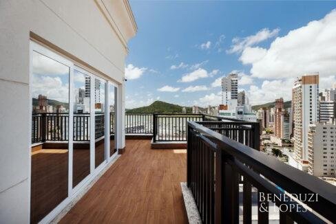 ANG7632-1.jpg-name-34ff442ae6effa000ffef018ac8b9cf5cfcb866f9b60d18c16b7474f3e899f06-1