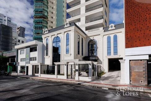 ANG8148-1.jpg-name-c744bbb48b34d3b73d2477c519341fffcf3486263c770440ada7fc0332102c38-1