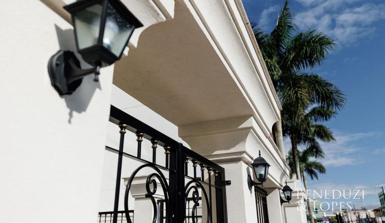 ANG8229-1.jpg-name-afedf8dbd73b59e20fa6bc434500bde952f3bbe161ea1e7704e5bb073cb53c95-1