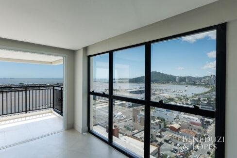 ANG8461-1.jpg-name-afb9793ff3374f7ad19d4efb745ba9a786454c2889fd12f8f1ca844f08b3bb13-1