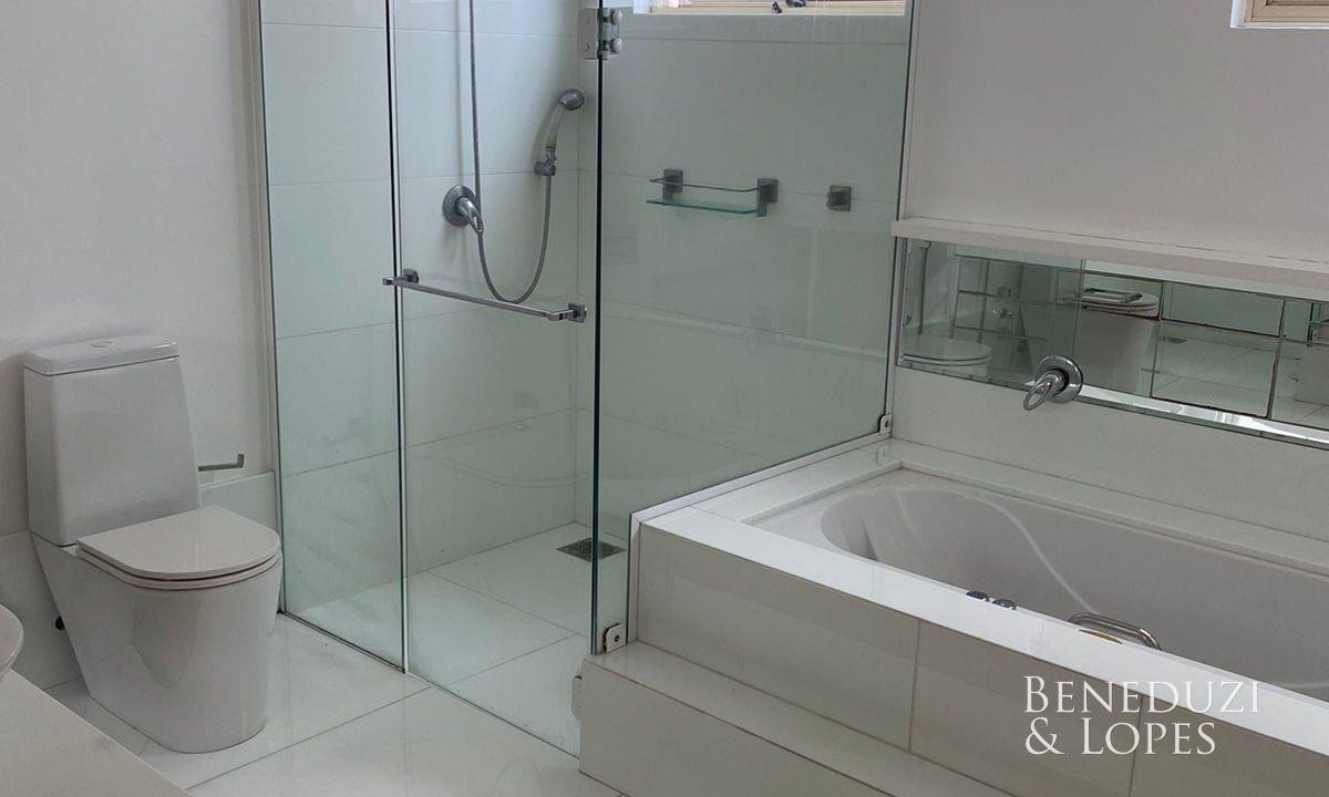 Banheiro_suite_master.jpg-name-a6644decef649923b5d38790dc1ecefb29fb58675cc5d1bf672c5ad7f10b612d