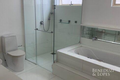 Banheiro_suite_master.jpg-name-a6644decef649923b5d38790dc1ecefb29fb58675cc5d1bf672c5ad7f10b612d