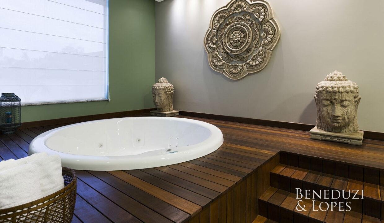 FG_AlJardins_3978_internet.jpg-name-77ea8459bb289e0657a18ba53df8fc6b10b418588b0e61878290b05ce0dce87d