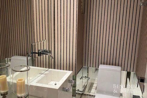 Lavabo.jpg-name-d33df6c0bbb79d8c70af0487da111fab5bc3c9cd27c23d4865253043085af350