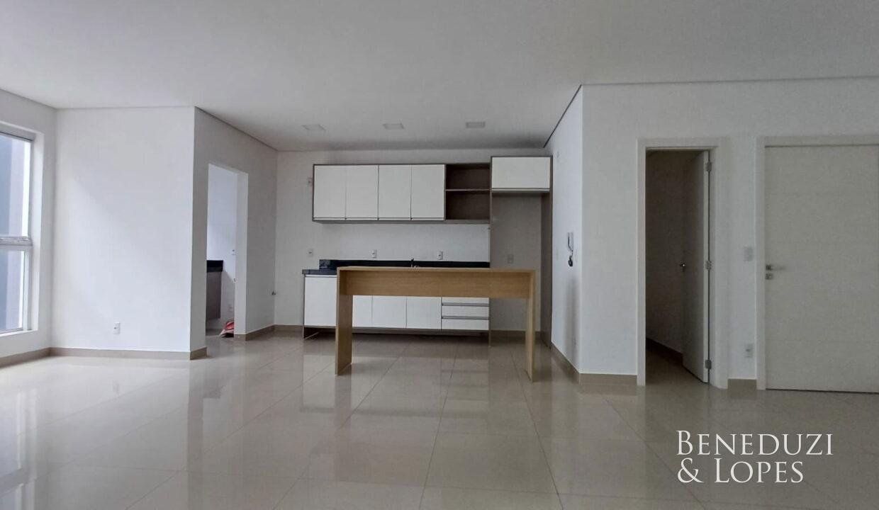 Living_803-3.jpg-name-d4e943586f7a28e59ac815e9ace1a0d3b9dad0c5541842835781d5eef9ee1ddf