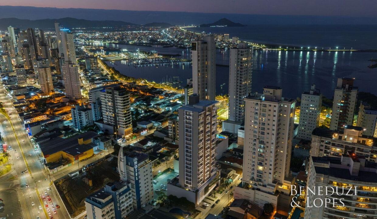 Paludo_Volo_Fotomontagem_A_E01.jpg-name-dd9995c523a87b1387553ddee671936eac9ec369efc4e9edcc1705607bb76776