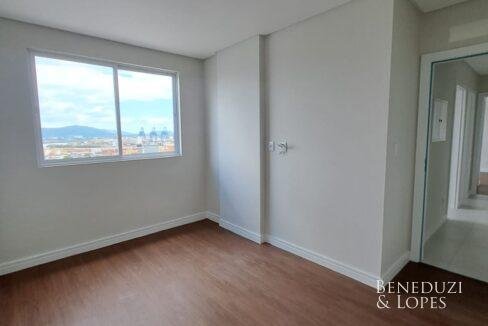 Quarto1.jpg-name-0e636e6412732b3cdf942659097c1c267c90db5b7204268b186fb4a06c2c2aeb