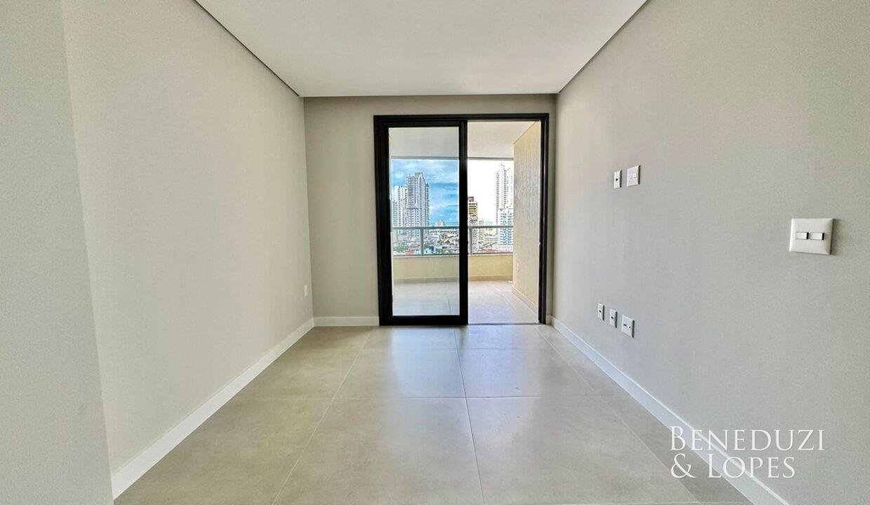 Sala_de_estar-1.jpeg-name-6c921c0b509d3820347fd1475fe737059411ffc60bff781ccf3414e2fdeb977e-1