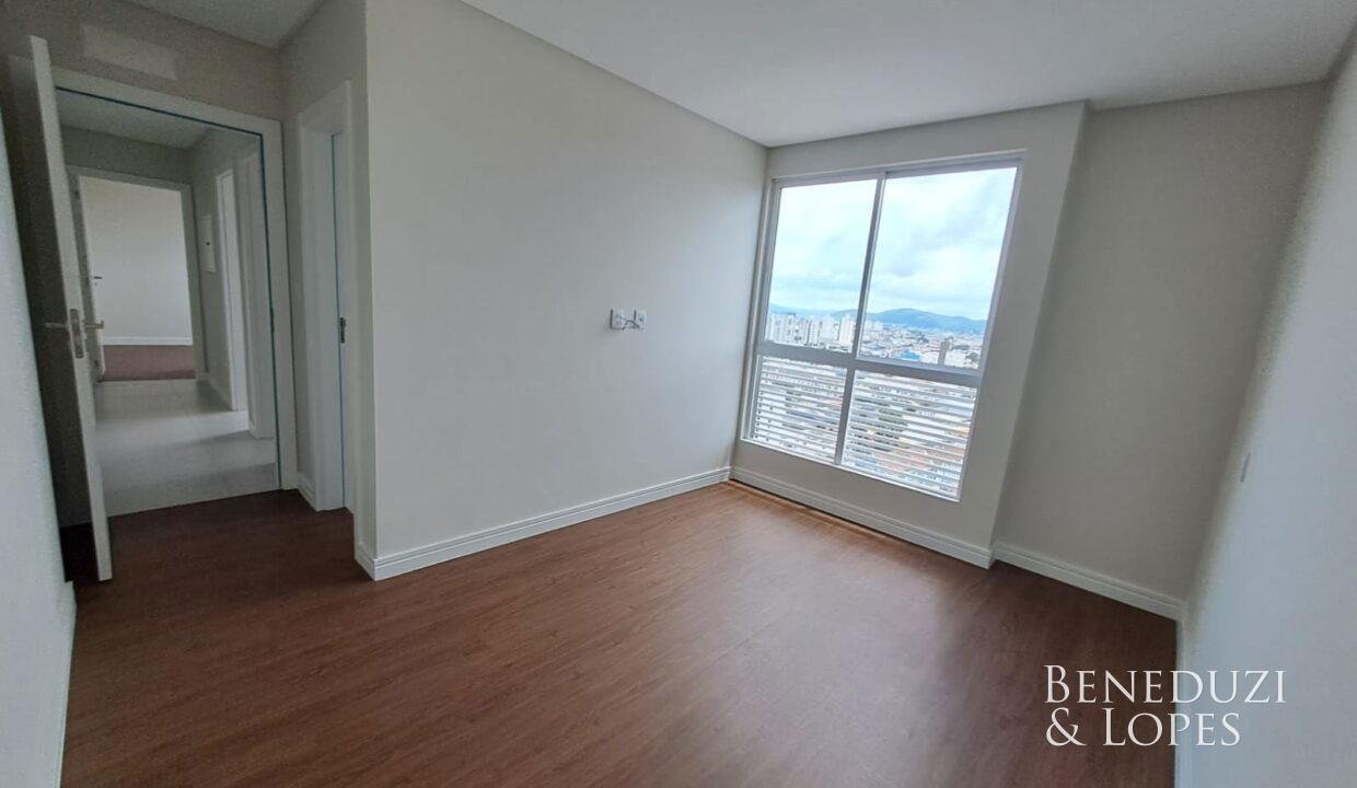 Suite.jpg-name-3615a6f5be591b7dcf085626bf150e3e737f43e9a0a6a792e728489854eaad64