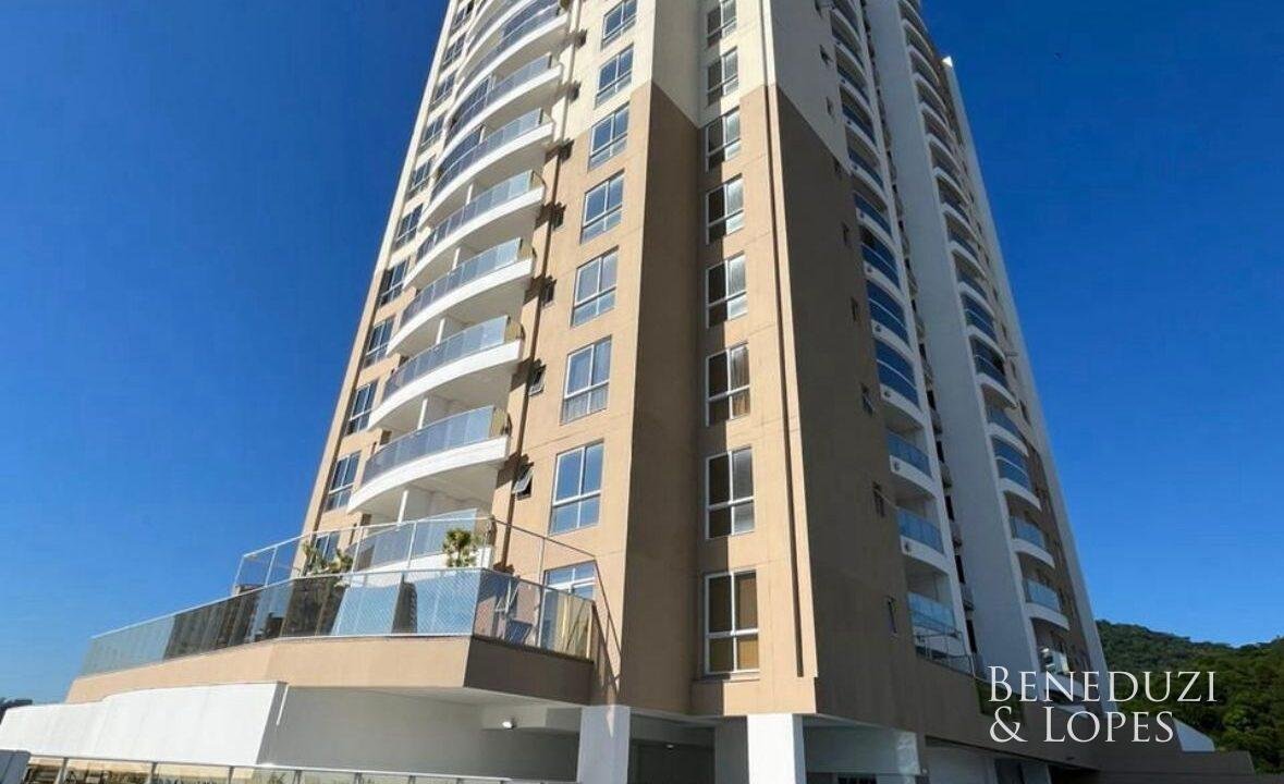 WhatsAppImage2025-10-08at09.35.56