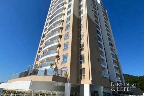 WhatsAppImage2025-10-08at09.35.56