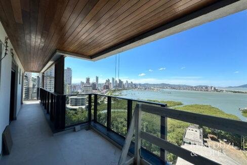 WhatsAppImage2025-12-19at09.18.31