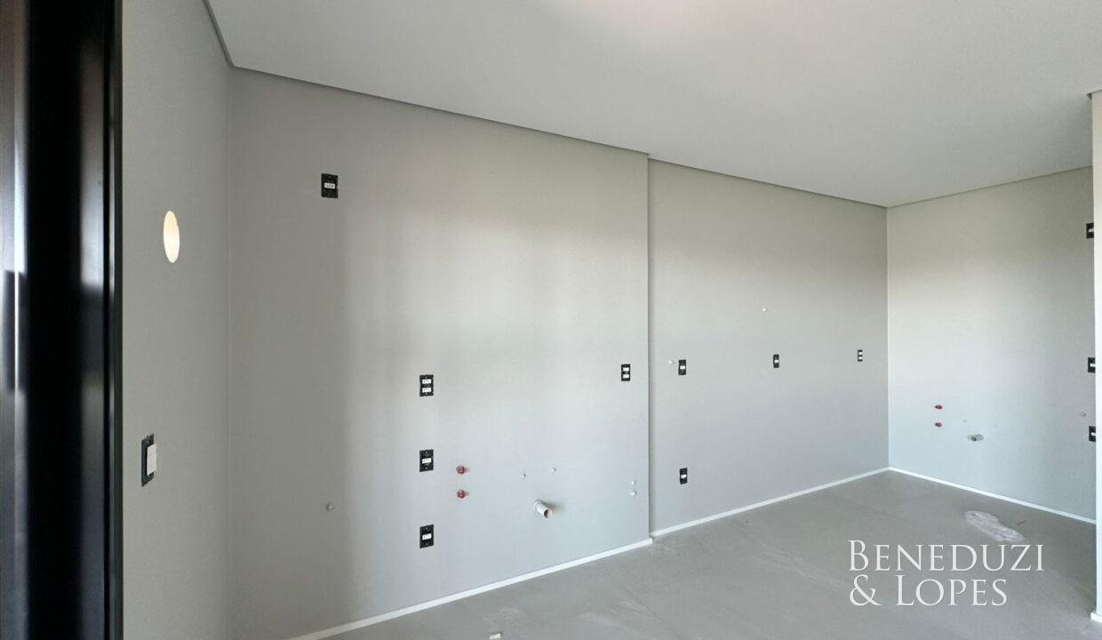 WhatsAppImage2025-12-19at09.18.33