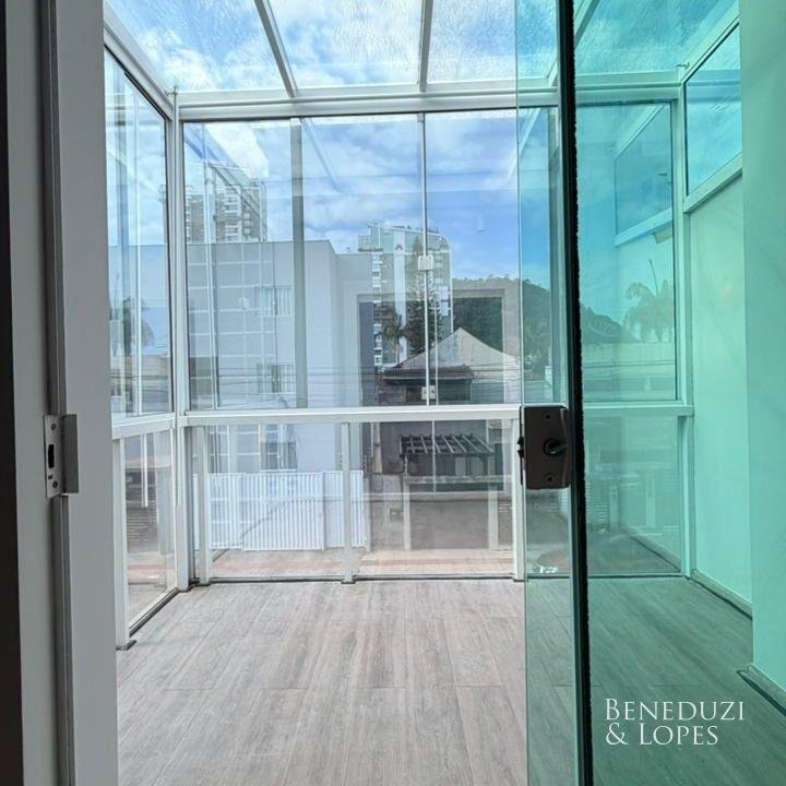 WhatsAppImage2026-04-10at14.32.052