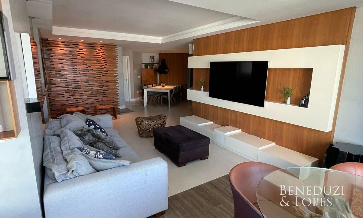 WhatsApp_Image_2023-06-29_at_14.35.33_3.jpeg-name-ef37b27a80197288e5003ed2c4d3ea25f158ed0ba0ec75bf929575a840e015a3