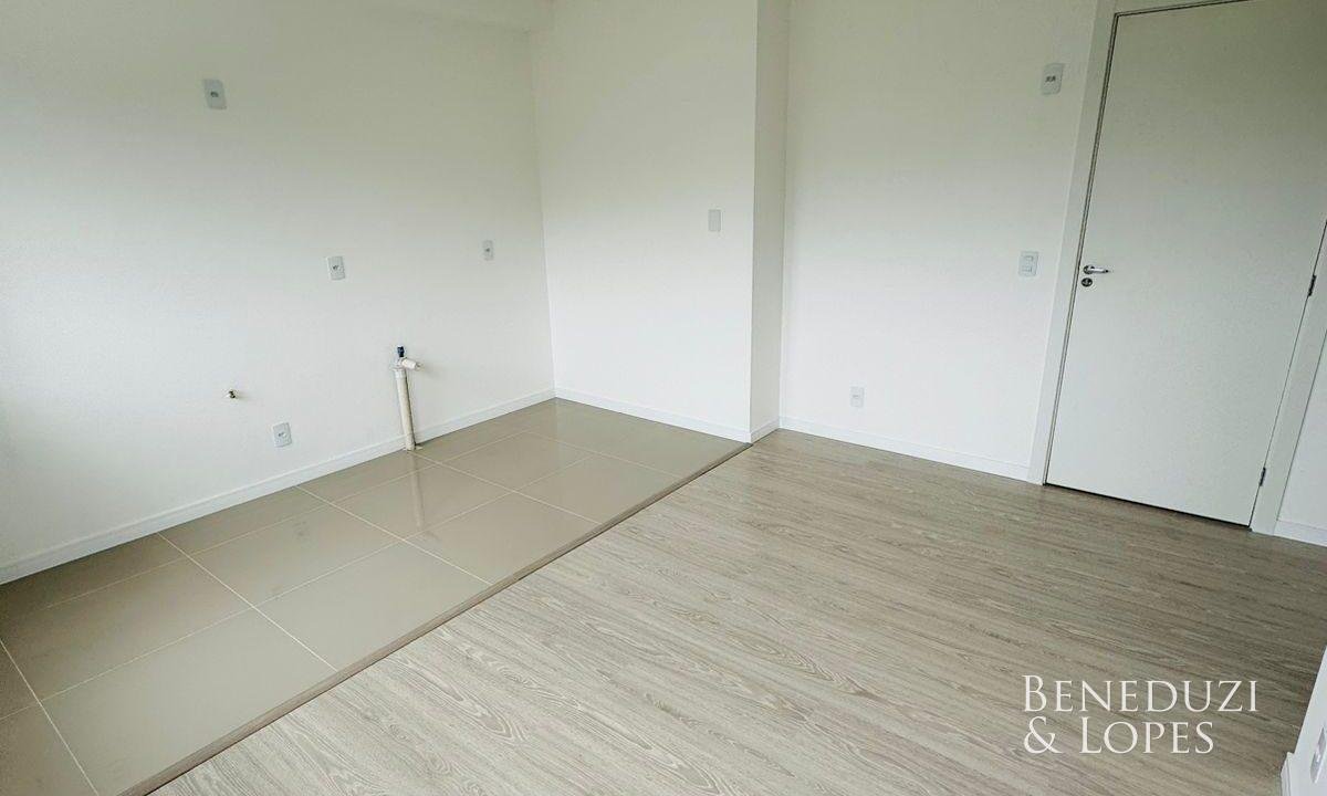 WhatsApp_Image_2024-05-10_at_17.12.38.jpeg-name-140e883bcdfcf396a66daacdf7621f4eb908fa853becf045385c7f89ef9c17b3