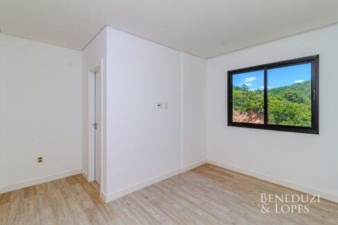 img-14-1.jpg-name-64a36166955ed75427024dfdc33866cb93699839e73f2bfde7d4e8bb6bf8cb61-1