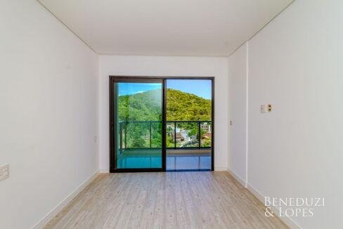 img-23-1.jpg-name-076a9403be171bfdee6c75dd1082016d9c4b96b95763cad85e2decf79705862f-1