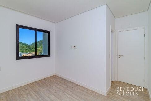 img-3-1.jpg-name-5165a7a0e3b73c8117487d310bba97785feba34dcaeed4bdfeaf83cbed6b4a5d-1