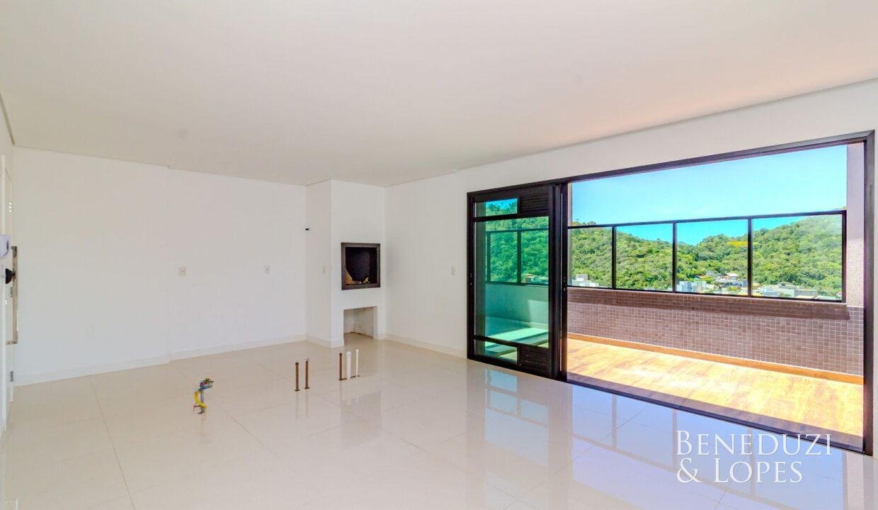 img-33-1.jpg-name-02f54b3f39274430e033fd8a72a3cc11e431aebe5a08bec211e70f44c07930c1-1